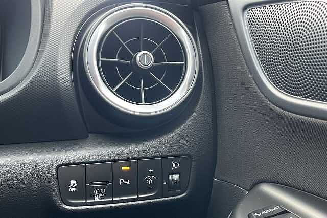 Hyundai KONA 1.6 GDi Hybrid Premium 5dr DCT