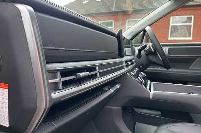 Hyundai SANTA FE 1.6 T-GDi Hybrid Ultimate 5dr 4WD Auto Green