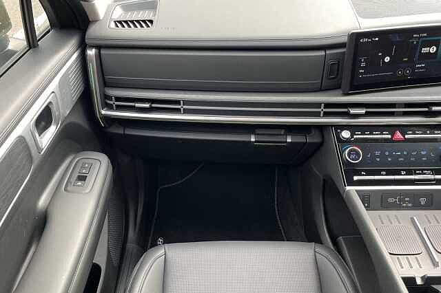 Hyundai SANTA FE 1.6 T-GDi Hybrid Ultimate 5dr 4WD Auto Green