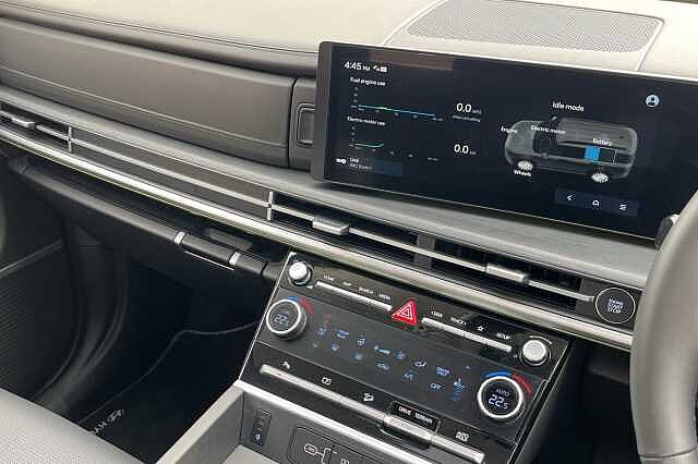 Hyundai SANTA FE 1.6 T-GDi Hybrid Ultimate 5dr 4WD Auto Green