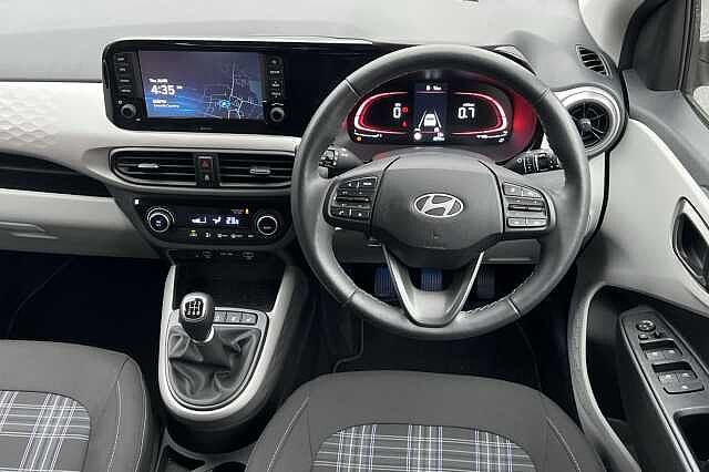 Hyundai i10 1.0 Premium 5dr [Nav]