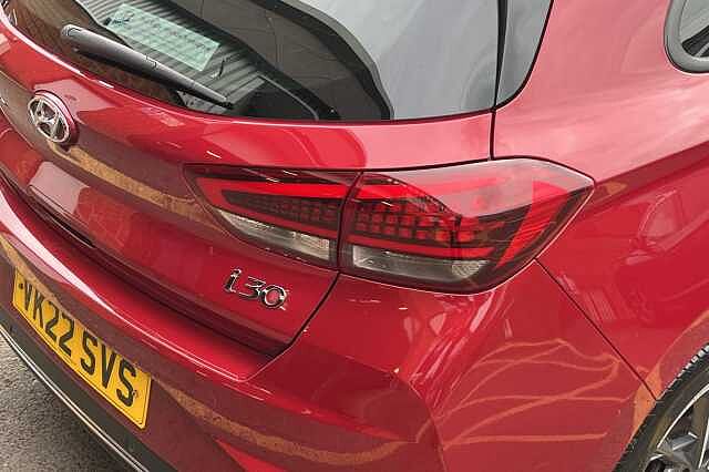 Hyundai I30 1.0 T-GDi Premium 5dr Red
