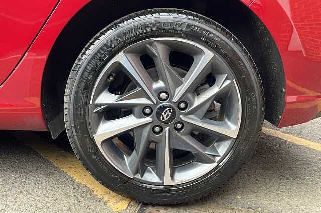 Hyundai I30 1.0 T-GDi Premium 5dr Red