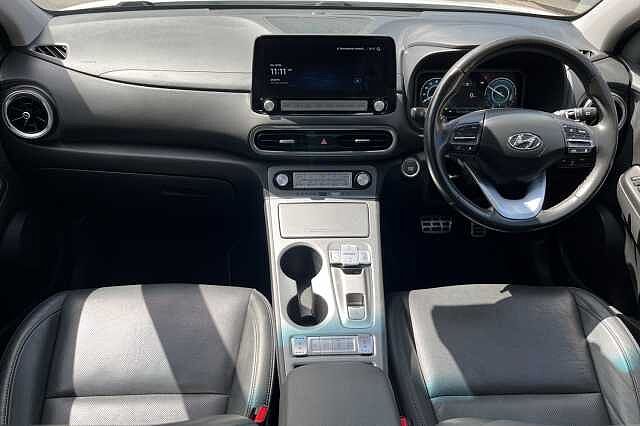Hyundai KONA Ultimate 64kWh 5dr Auto White