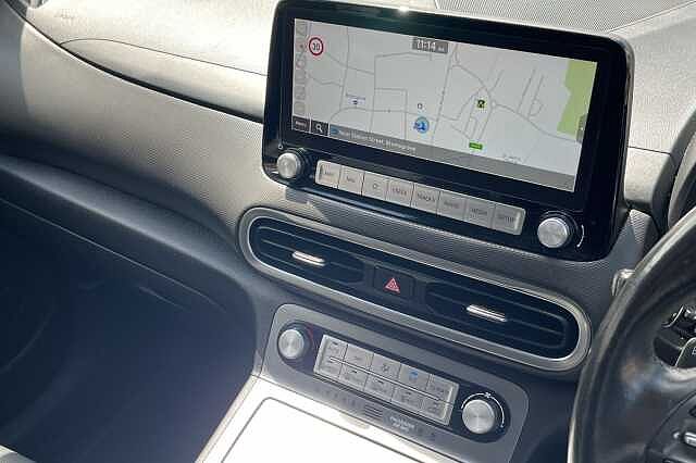Hyundai KONA Ultimate 64kWh 5dr Auto White
