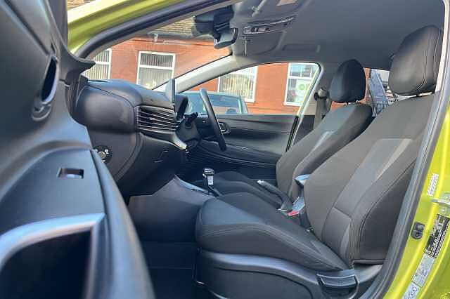 Hyundai I20 1.0 T-GDi Premium 5dr DCT Yellow