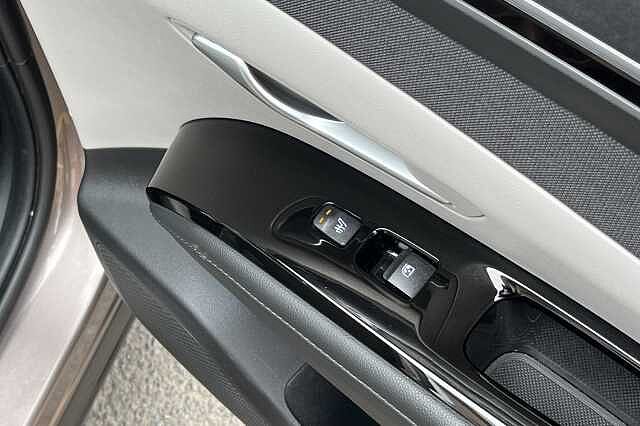 Hyundai TUCSON 1.6 T-GDi Plug-in Hybrid Ultimate 5dr 4WD Auto Brown