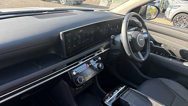 Hyundai TUCSON 1.6T Plug-in Hybrid Ultimate 5dr Auto Estate White