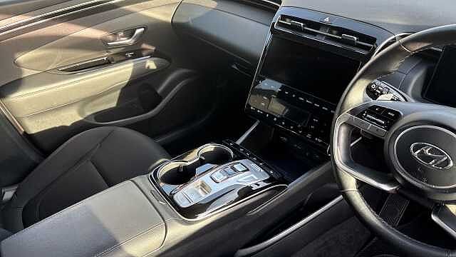 Hyundai TUCSON 1.6 TGDi Plug-in Hybrid Premium 5dr 4WD Auto Estate Red