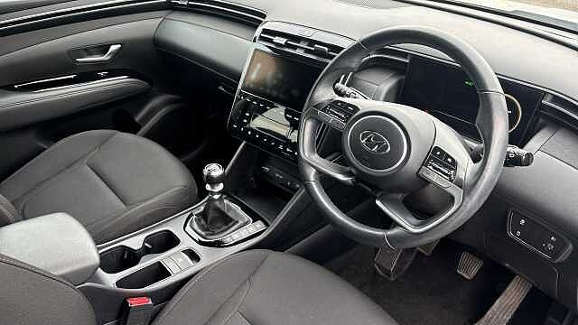 Hyundai TUCSON 1.6 TGDi Premium 5dr 2WD Petrol Estate White