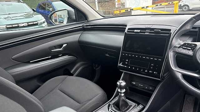 Hyundai TUCSON 1.6 TGDi Premium 5dr 2WD Petrol Estate White