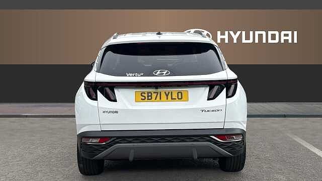 Hyundai TUCSON 1.6 TGDi Premium 5dr 2WD Petrol Estate White