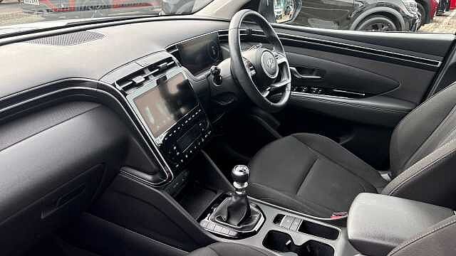 Hyundai TUCSON 1.6 TGDi Premium 5dr 2WD Petrol Estate White