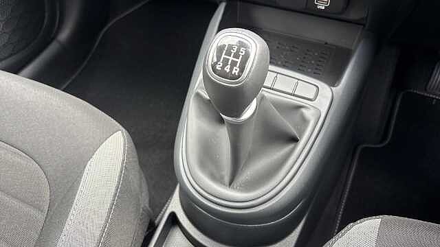 Hyundai I10 1.0 [63] Advance 5dr [Nav] Petrol Hatchback Lumen Grey - Pearl
