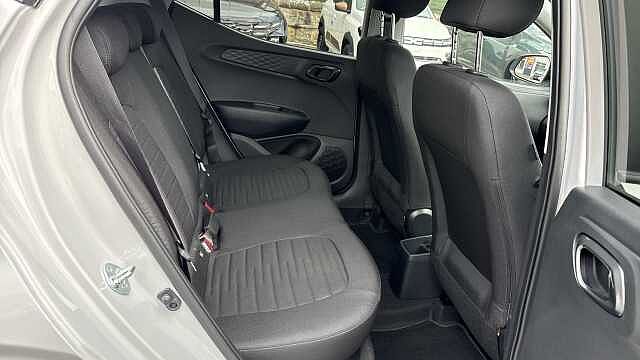 Hyundai I10 1.0 [63] Advance 5dr [Nav] Petrol Hatchback Lumen Grey - Pearl