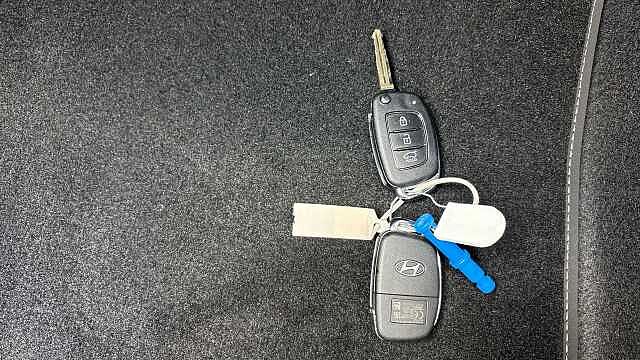 Hyundai I10 1.0 [63] Advance 5dr [Nav] Petrol Hatchback Lumen Grey - Pearl