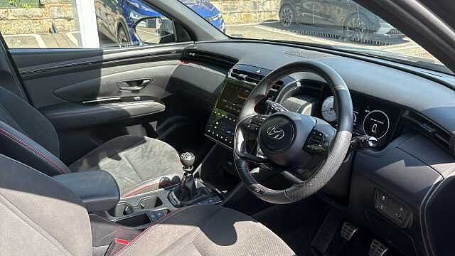 Hyundai TUCSON 1.6 TGDi N Line 5dr 2WD Petrol Estate Black