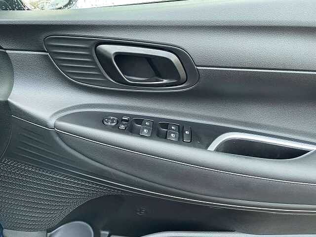 Hyundai BAYON 1.0 TGDi Advance 5dr DCT Blue