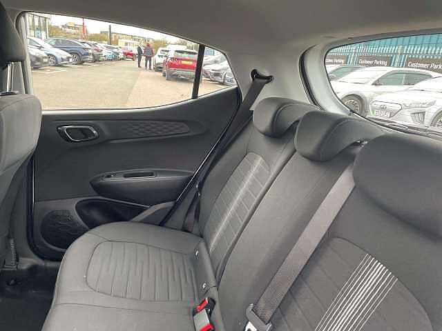 Hyundai I10 1.0 [63] Advance 5dr Auto [Nav] White