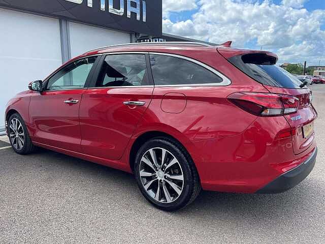 Hyundai I30 1.4T GDI Premium 5dr Red