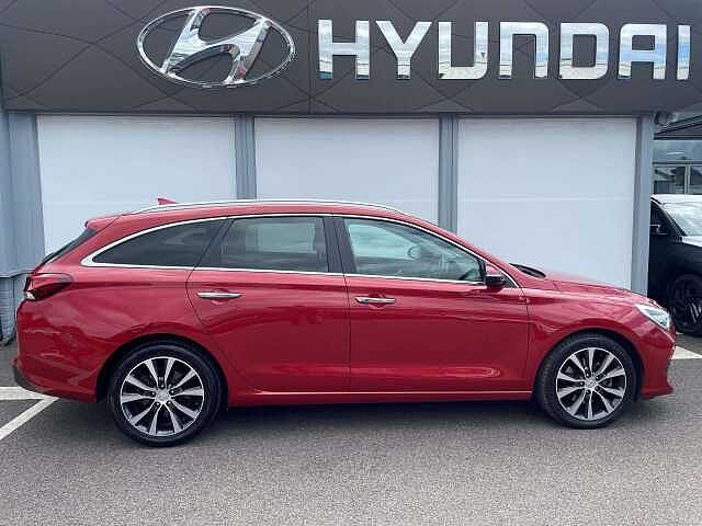 Hyundai I30 1.4T GDI Premium 5dr Red