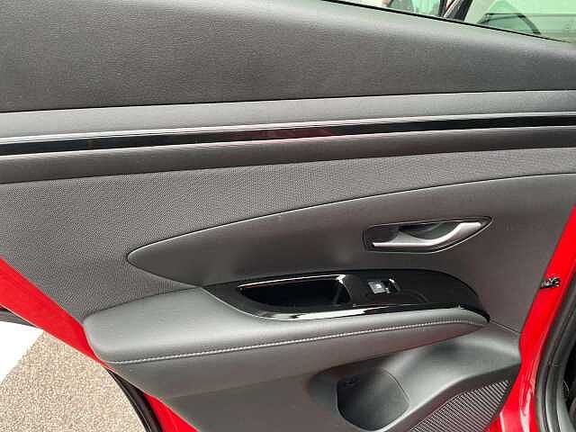 Hyundai TUCSON 1.6 TGDi Premium 5dr 2WD Red