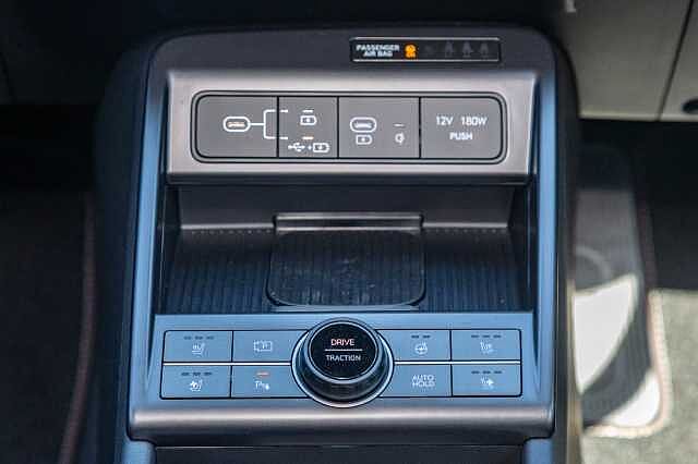 Hyundai KONA HATCHBACK 1.6T 138 N Line S 5dr DCT Atlas White