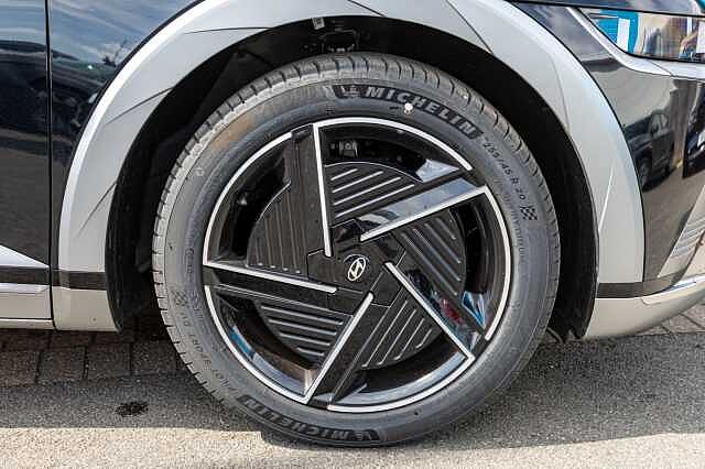 Hyundai IONIQ 5 168kW Ultimate 84 kWh 5dr Auto Phantom Black