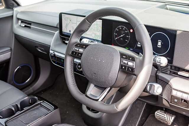 Hyundai IONIQ 5 168kW Ultimate 84 kWh 5dr Auto Phantom Black