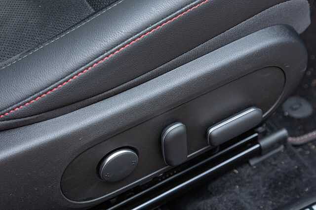 Hyundai KONA 1.6T 138 N Line S 5dr DCT Abyss Black