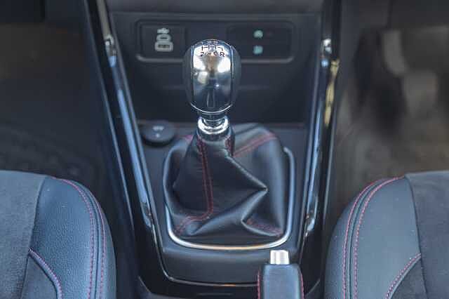 Ford EcoSport 1.0T (140ps) ST-Line