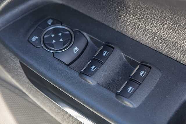 Ford EcoSport 1.0T (140ps) ST-Line