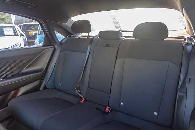 Hyundai IONIQ 6 E (228ps) Premium 77kWh (Single Motor) RWD Gold