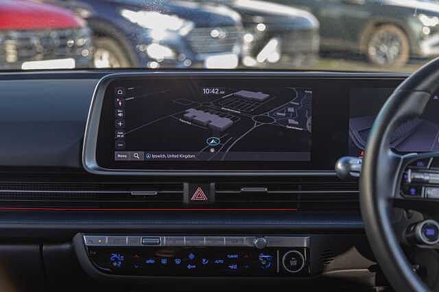 Hyundai IONIQ 6 E (228ps) Premium 77kWh (Single Motor) RWD Gold