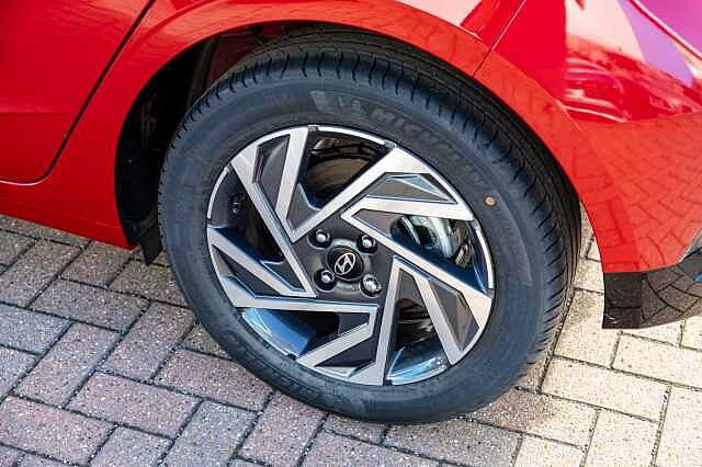 Hyundai i20 1.0T GDi Advance 5dr