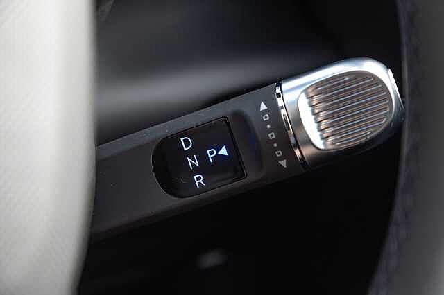 Hyundai INSTER 85kW 02 49kWh 5dr Auto Phantom Black