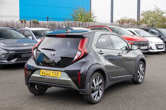 Toyota Aygo X 1.0 VVT-i Edge 5dr Auto