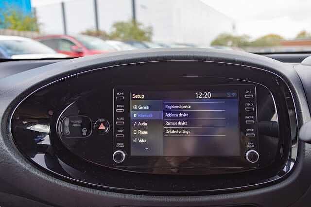 Toyota Aygo X 1.0 VVT-i Edge 5dr Auto