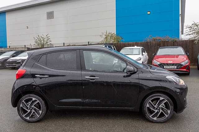 Hyundai i10 1.2 [79] Premium 5dr Auto [Nav]