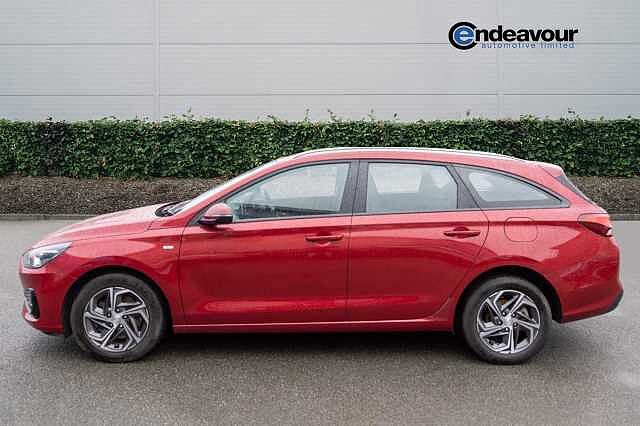 Hyundai I30 1.0T GDi SE Connect 5dr Ultimate Red