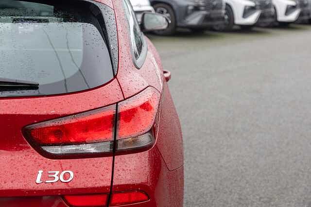 Hyundai I30 1.0T GDi SE Connect 5dr Ultimate Red