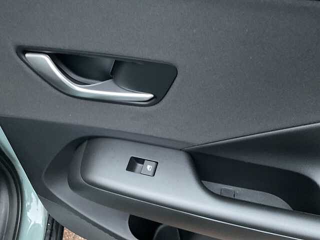 Hyundai KONA 1.6T 138 Advance 5dr