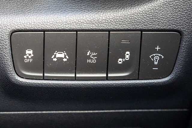Hyundai KONA 1.6T GDi Blue Drive Premium GT 5dr 4WD DCT