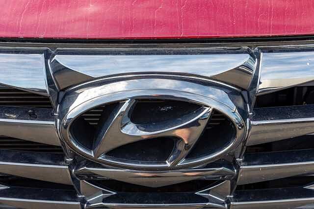 Hyundai TUCSON 1.6 TGDi Hybrid 230 Ultimate 5dr 2WD Auto Sunset Red