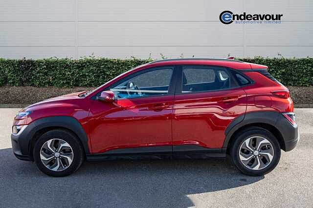 Hyundai KONA 1.6 GDi Hybrid SE Connect 5dr DCT Red