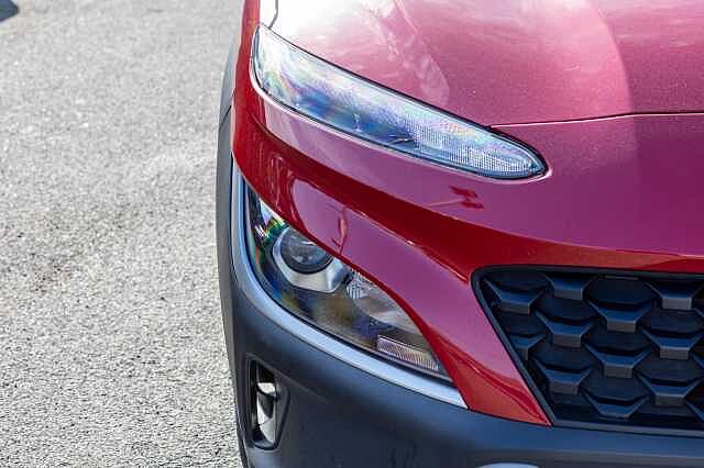 Hyundai KONA 1.6 GDi Hybrid SE Connect 5dr DCT Red