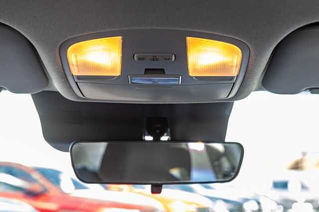 Hyundai KONA 1.6 GDi Hybrid SE Connect 5dr DCT Red