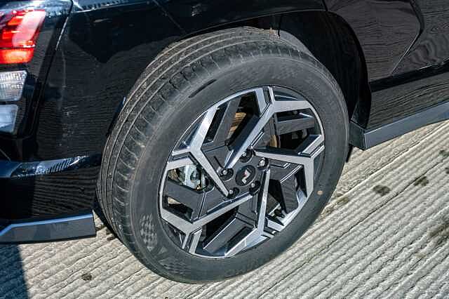 Hyundai KONA 1.6 Hybrid 129 N Line 5dr DCT Abyss Black