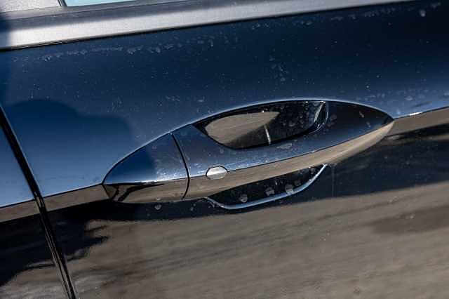 Hyundai KONA 1.6 Hybrid 129 N Line 5dr DCT Abyss Black