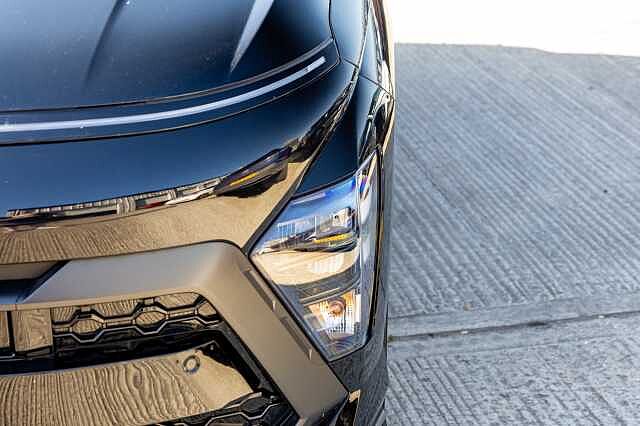 Hyundai KONA 1.6 Hybrid 129 N Line 5dr DCT Abyss Black